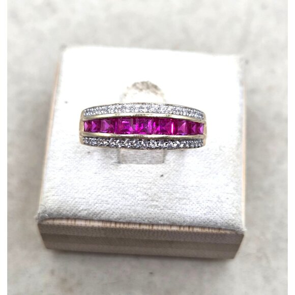 14kt Gold Plated 925 Ring  Pink Gemstones & Small Clear Stones Size 7 - Picture 3 of 6